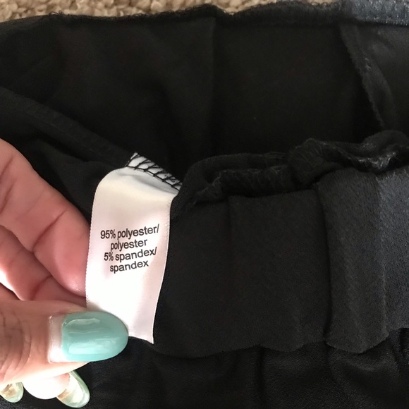 Black V-Neck Pocket Jumpsuit 🔥Summer Sale🔥 - Picture 10 of 10